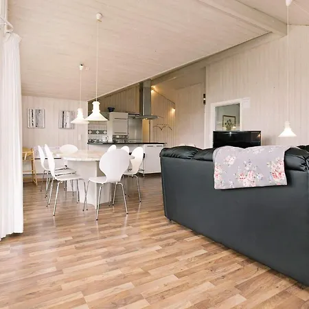 Luxury Retreat With Pool - By Traum
