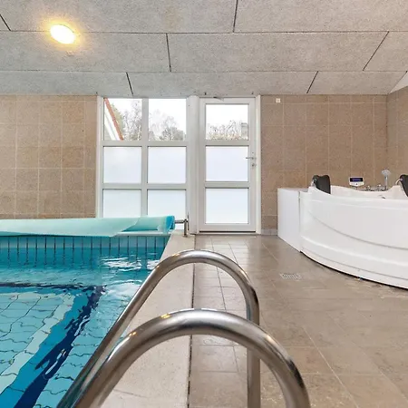 펜션 Luxury Retreat With Pool - By Traum *